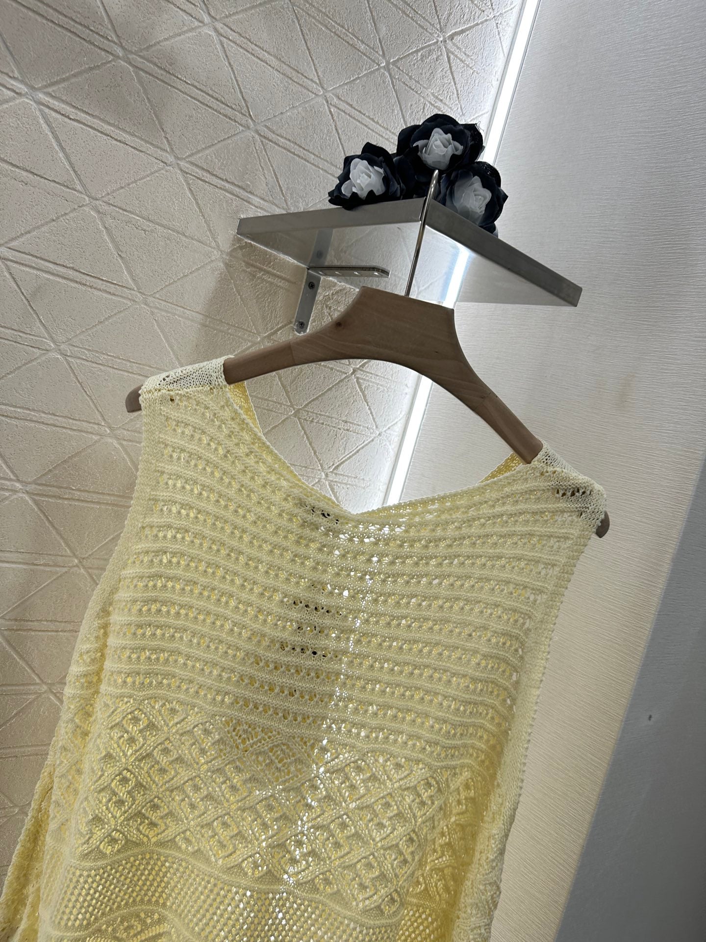 C*♥2025 new product Hollow knitted vest