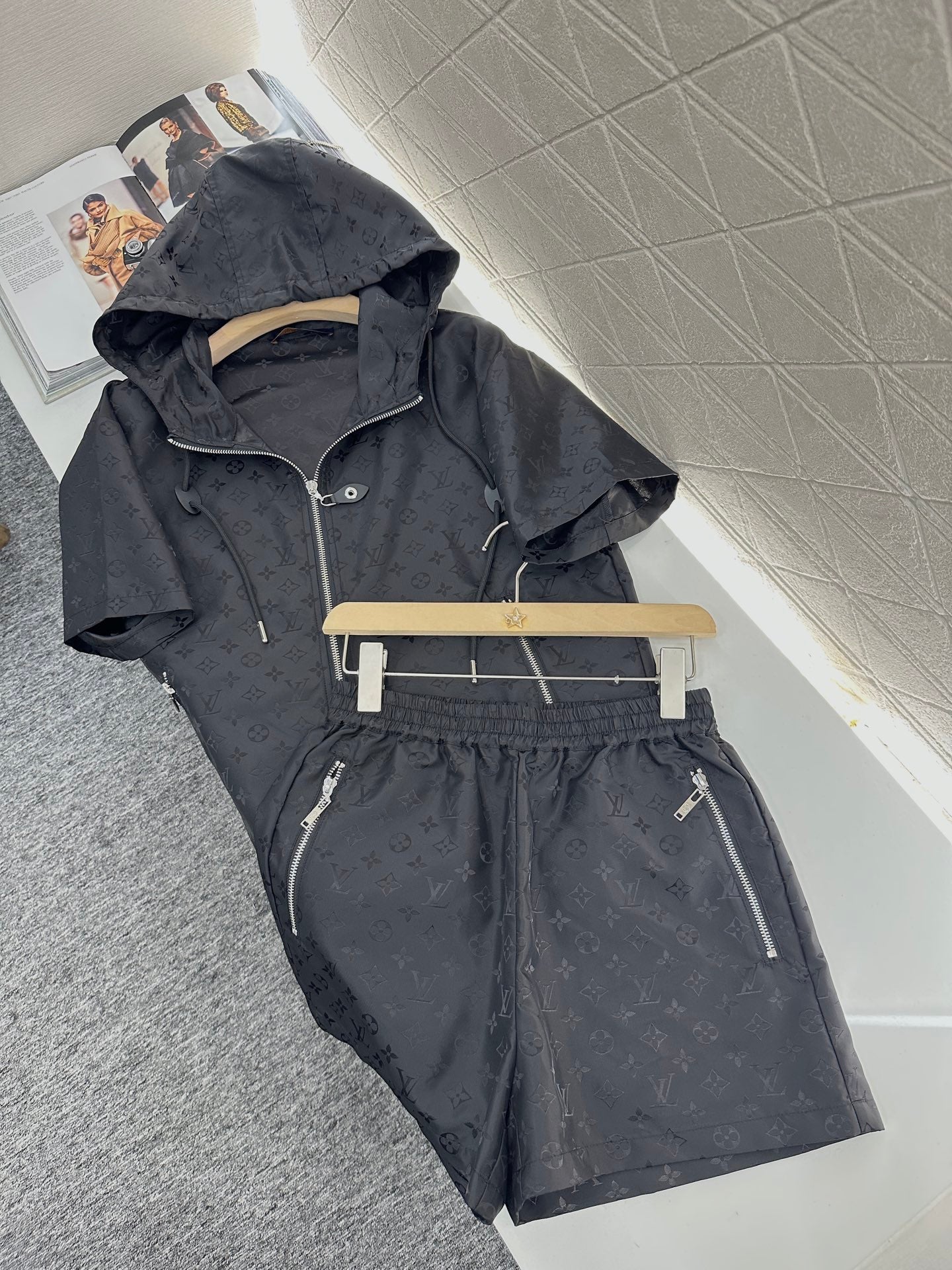 Louis *♥2025 new products Jacket and shorts set