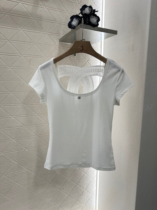 C*♥New product Hollow embroidered top