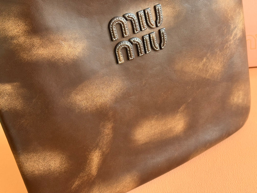 2025 latest mi*mi* handbag