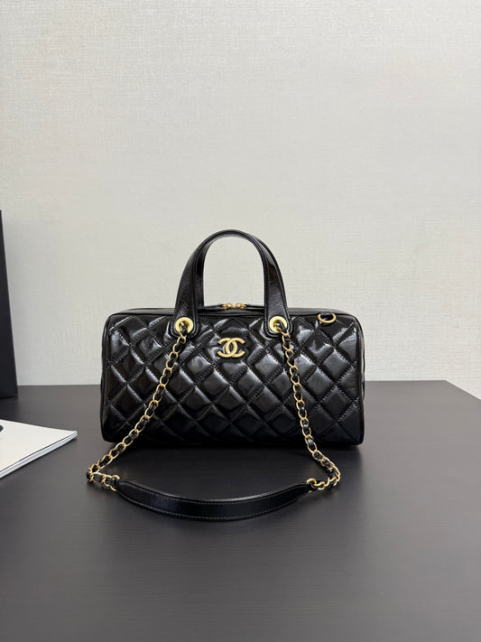 C*2025 new handbags on the catwalk