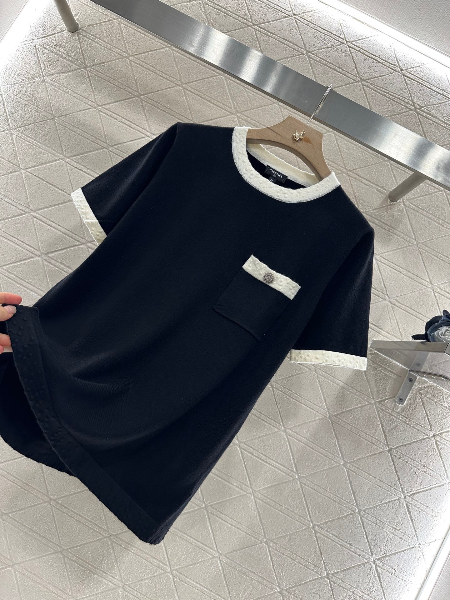 C*♥2025 new product Black and white knitted short sleeves