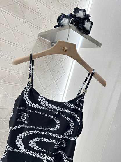 C*♥2025 new product suspender swimsuit
