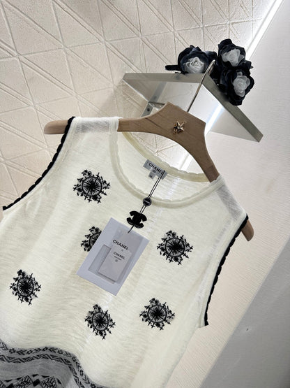 C*♥2025 new product Embroidered vest