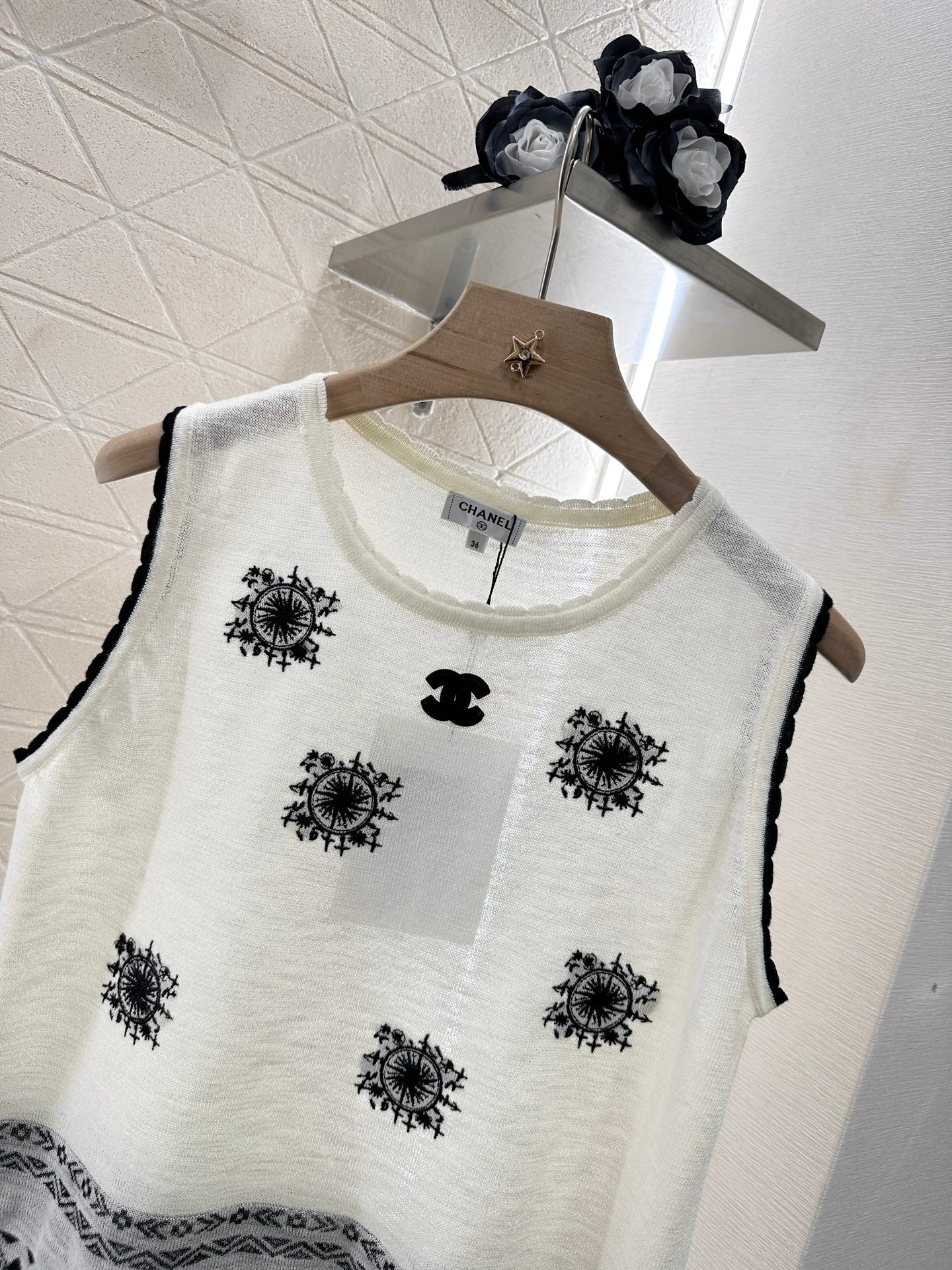 C*♥2025 new product Embroidered vest