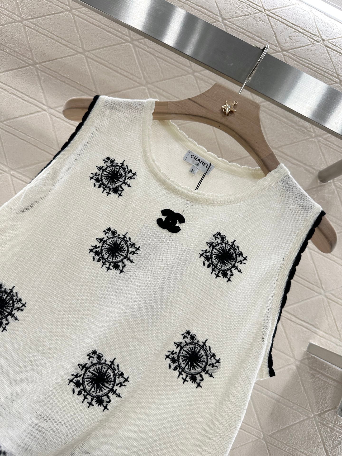C*♥2025 new product Embroidered vest