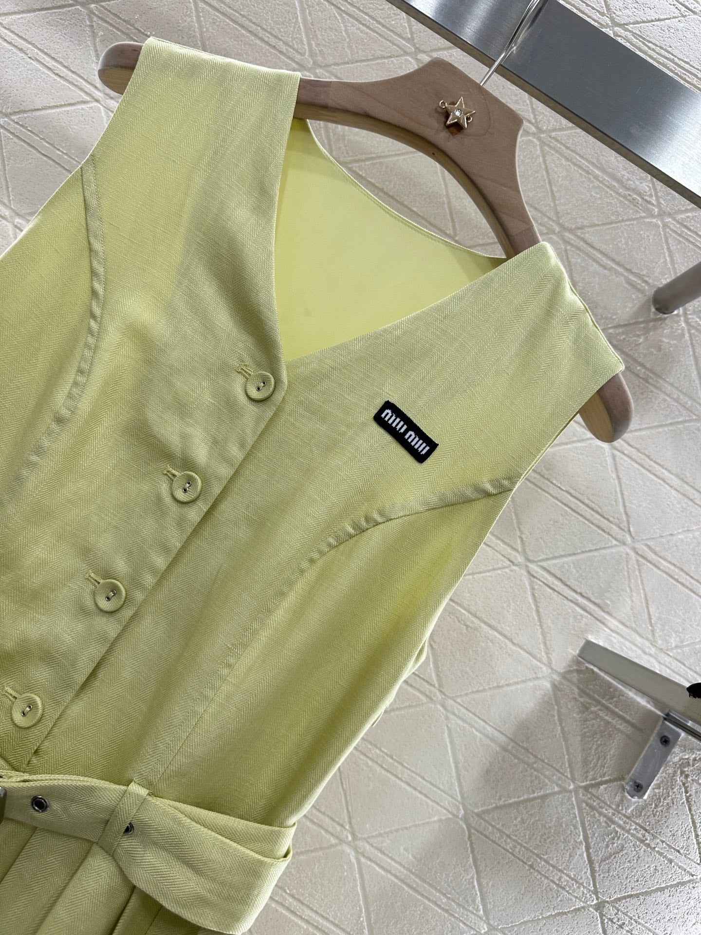 Mi*mi*♥2025 new product Belt pleated vest dress