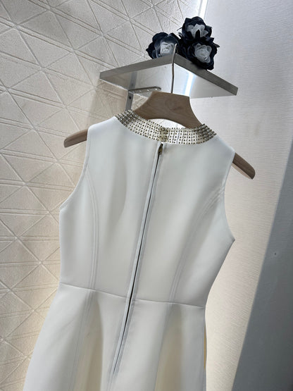 D*♥2025 new products Beaded sleeveless dress）