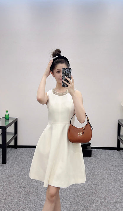 D*♥2025 new products Beaded sleeveless dress）