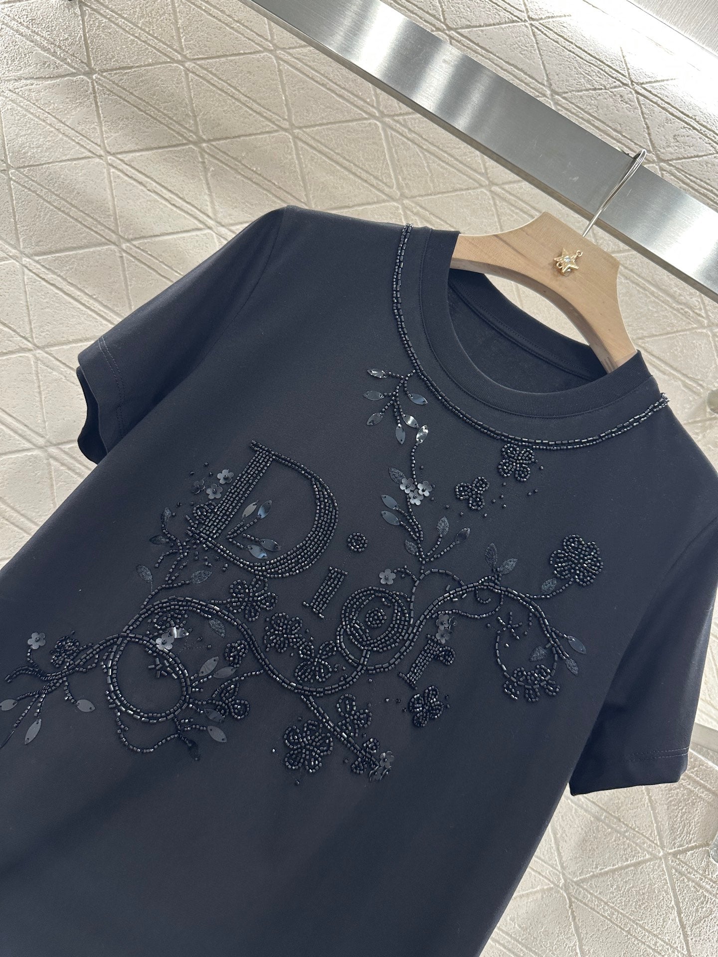 D*♥2025 new products Embroidered short sleeves