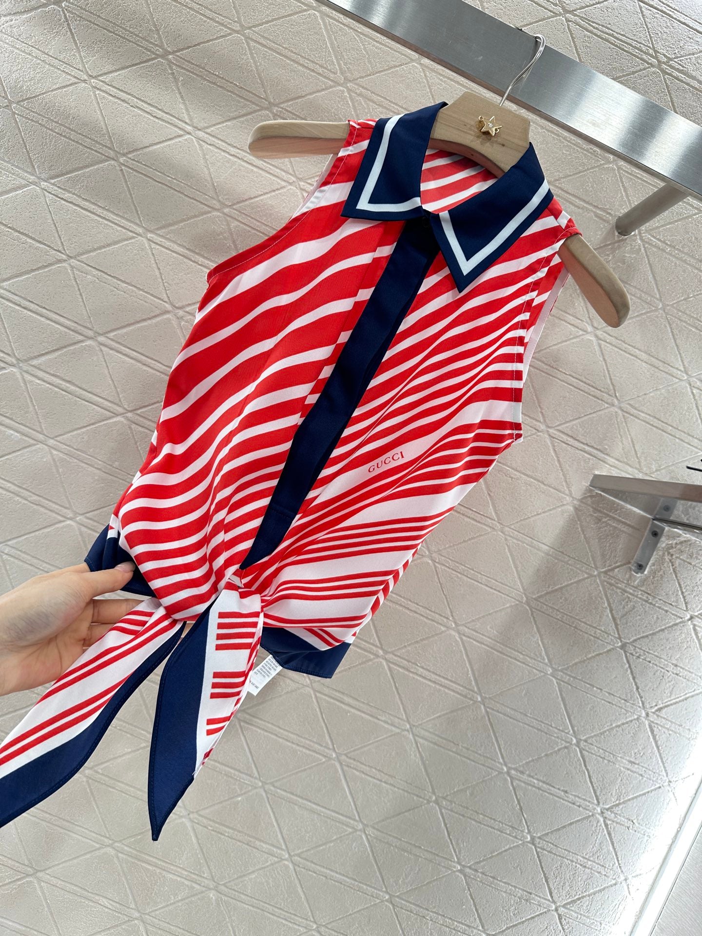 G*♥2025 new product Lace-up sleeveless top