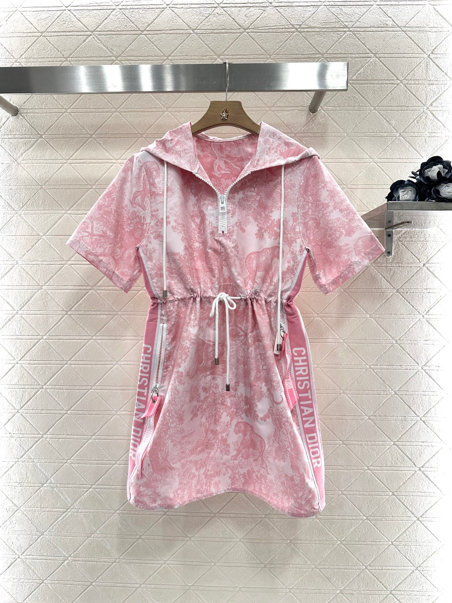 D*♥2025 new product Hooded dress
