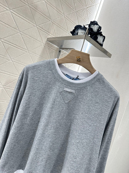 P*♥New arrival Round neck long sleeves