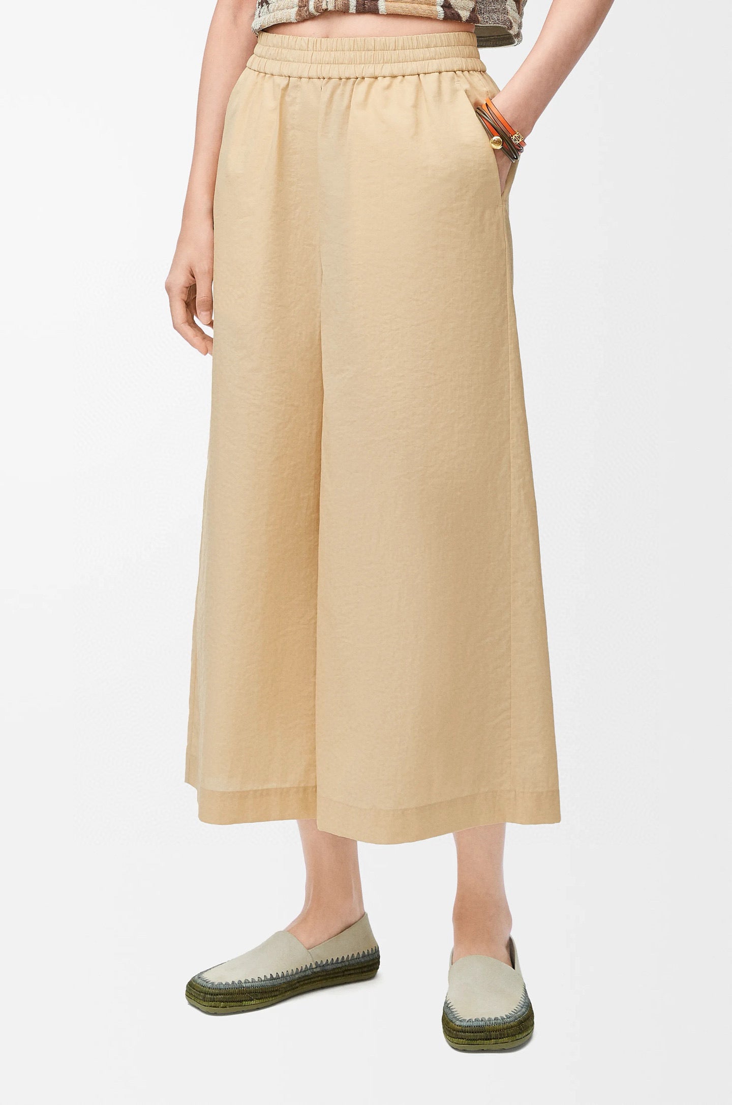 L*♥2025 new products Cropped pants
