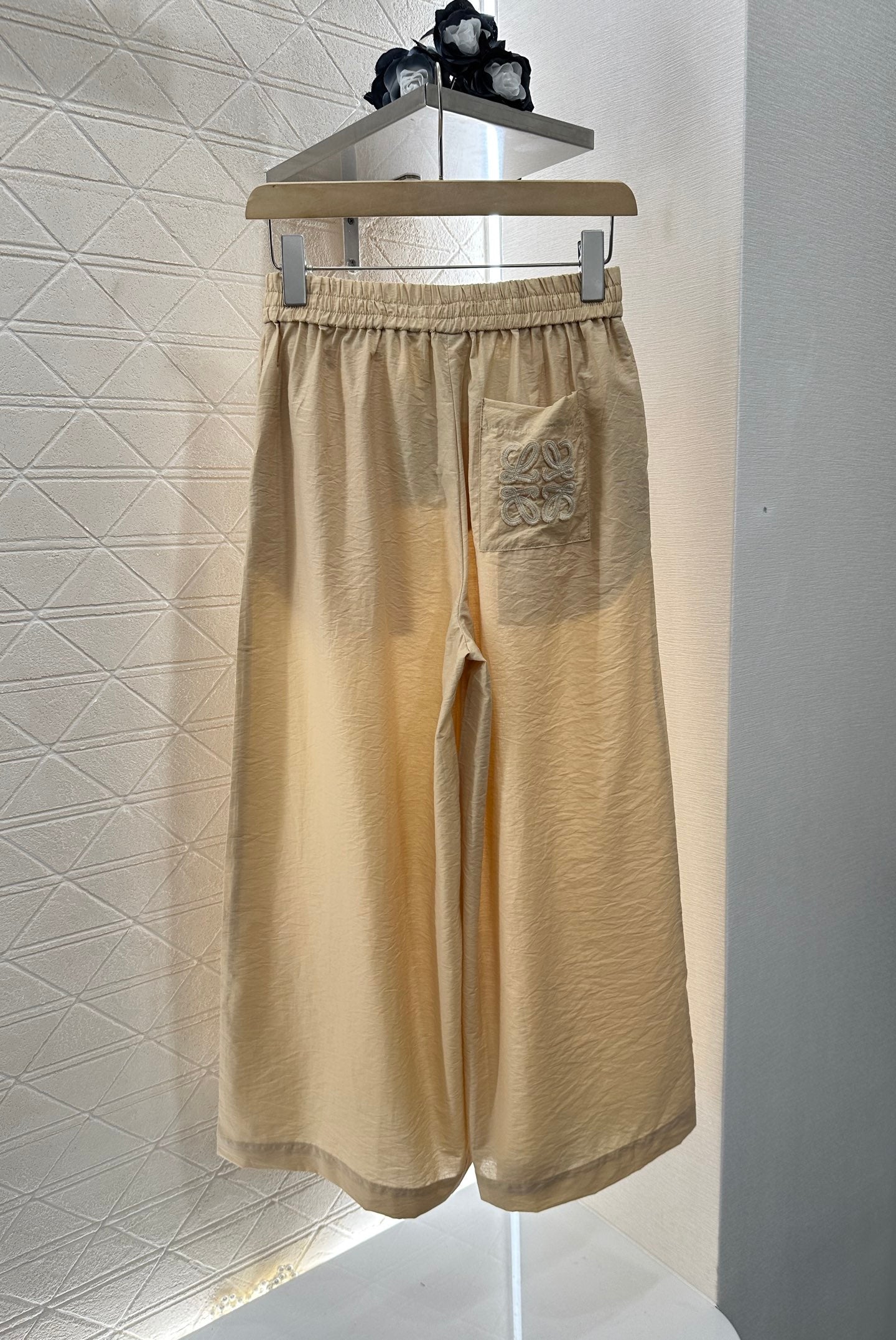 L*♥2025 new products Cropped pants