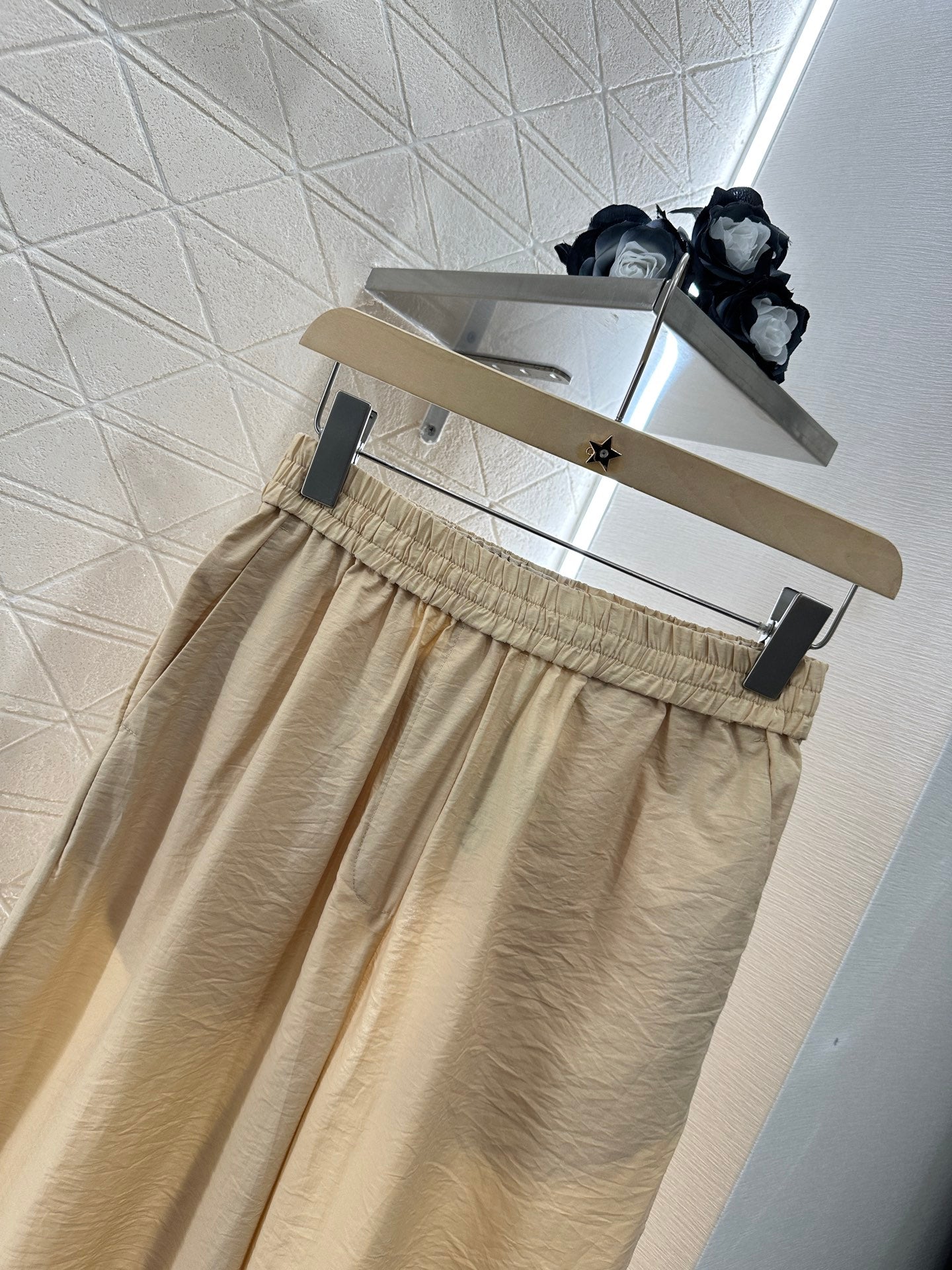 L*♥2025 new products Cropped pants