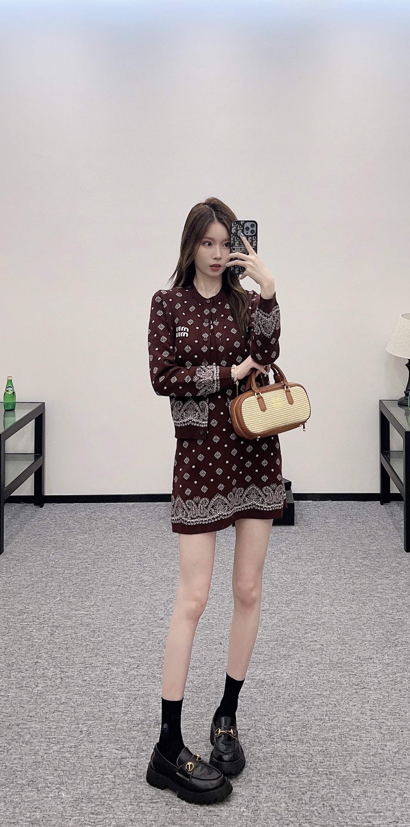 Mi*mi*♥2025 new product Knitted long-sleeved cardigan