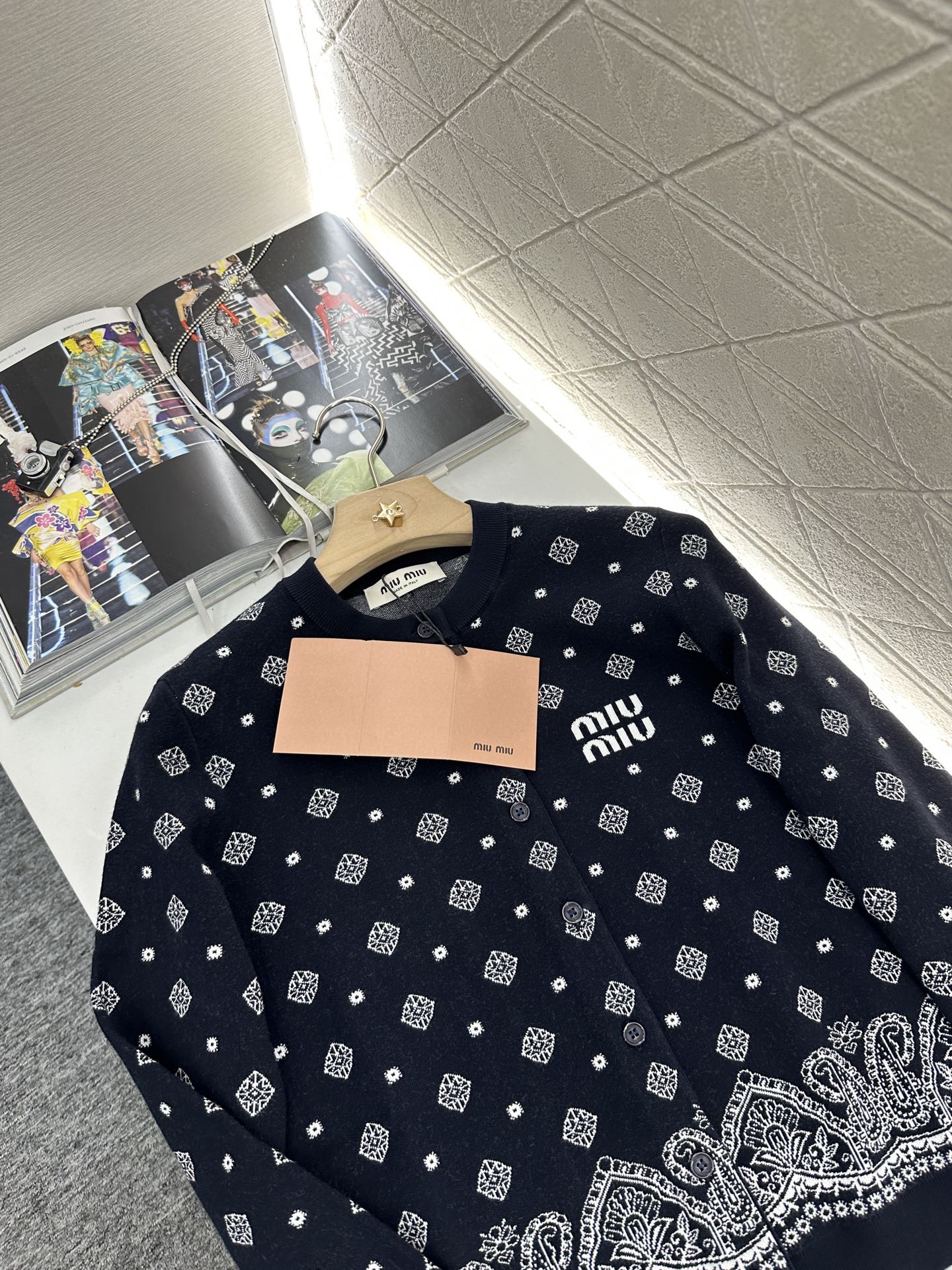 Mi*mi*♥2025 new product Knitted long-sleeved cardigan