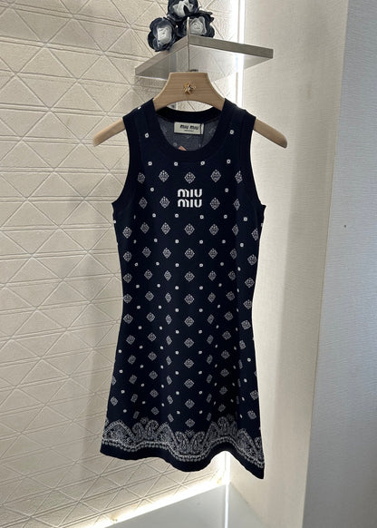 Mi*mi*♥2025 new product Knitted vest dress