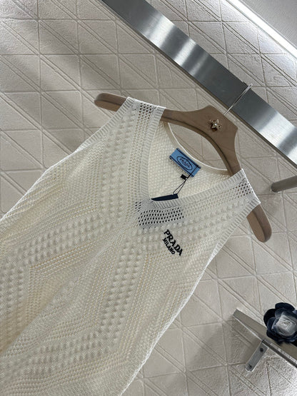 P*♥2025 new product Hollow knitted vest