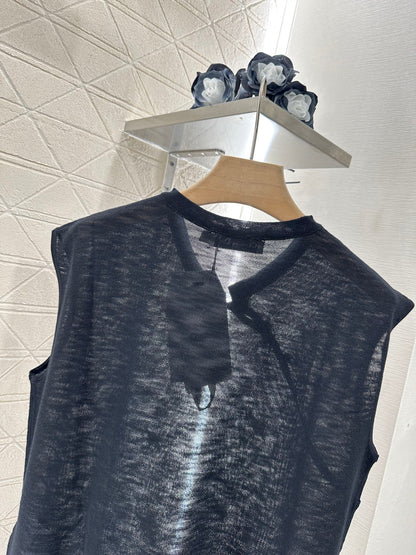 D*♥2025 new product Embroidered knitted vest