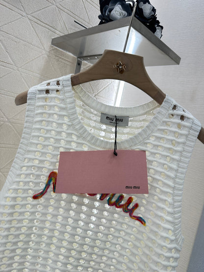 Mi*mi*♥2025 new product Hollow knitted vest