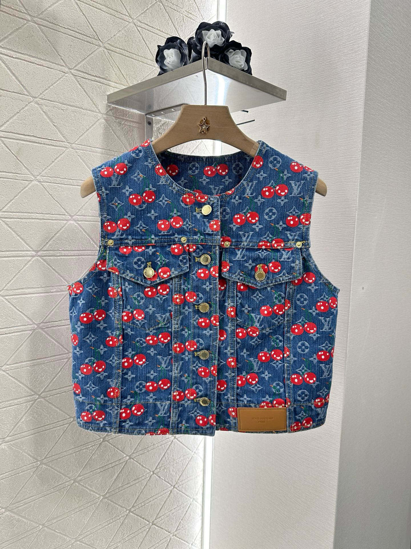 Louis *♥2025 new products Vest and skirt set