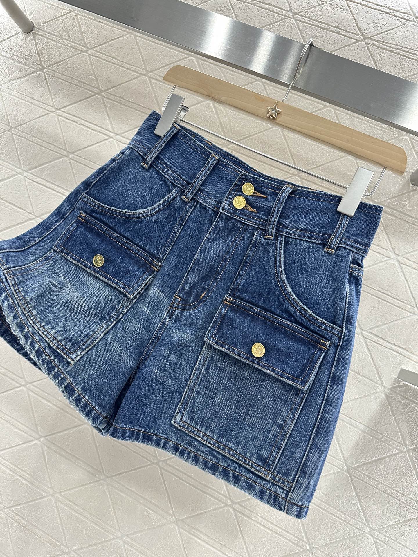 C*♥2025 new products Denim pocket shorts