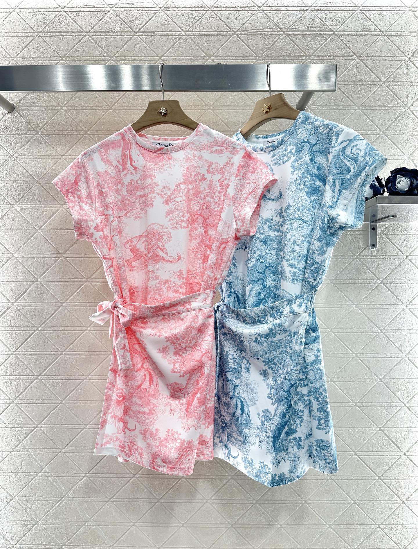 D*♥2025 new product Lace-up dress