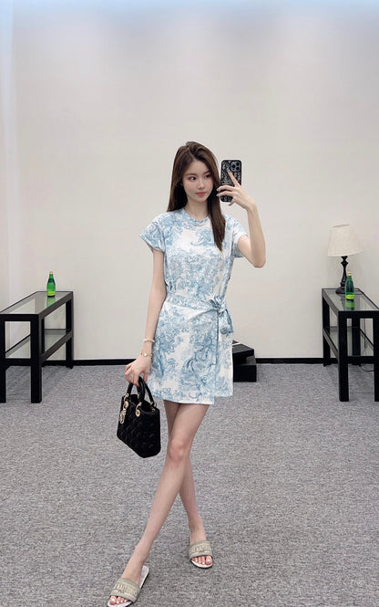 D*♥2025 new product Lace-up dress