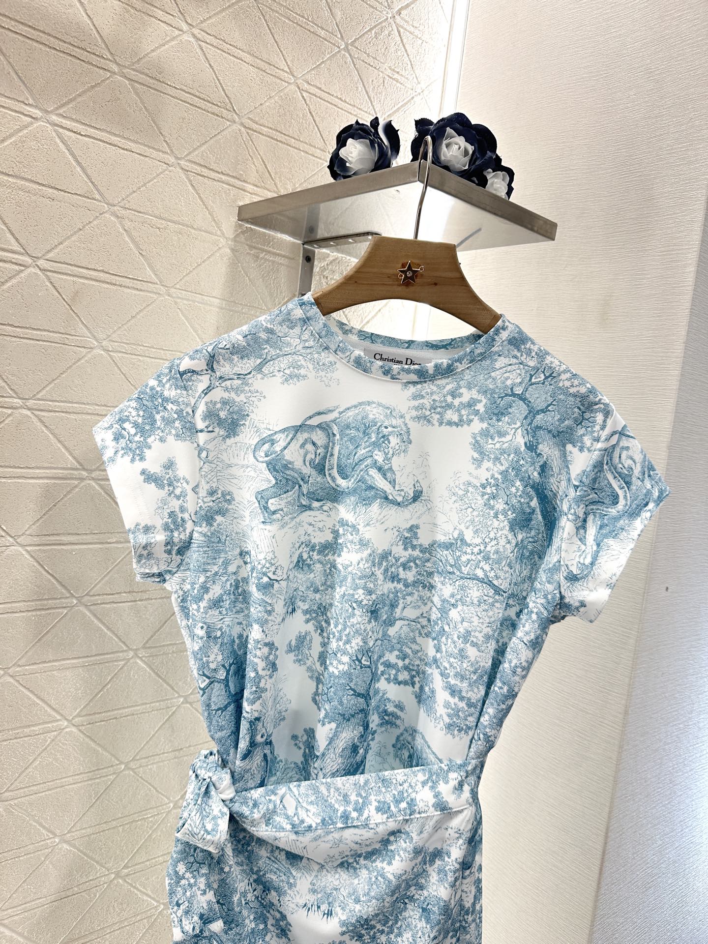 D*♥2025 new product Lace-up dress