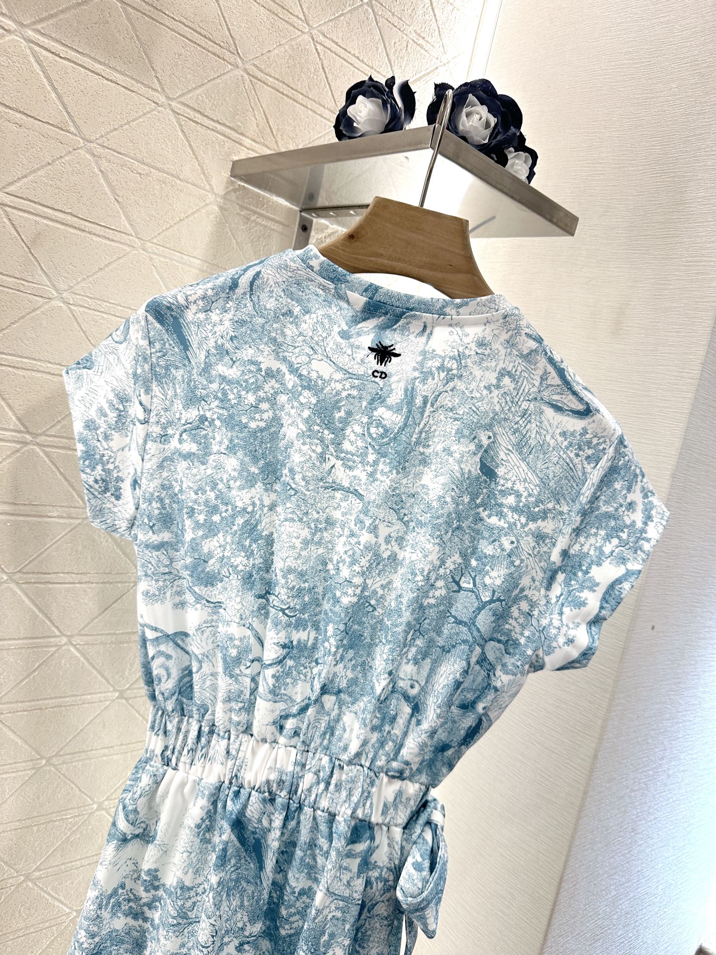 D*♥2025 new product Lace-up dress