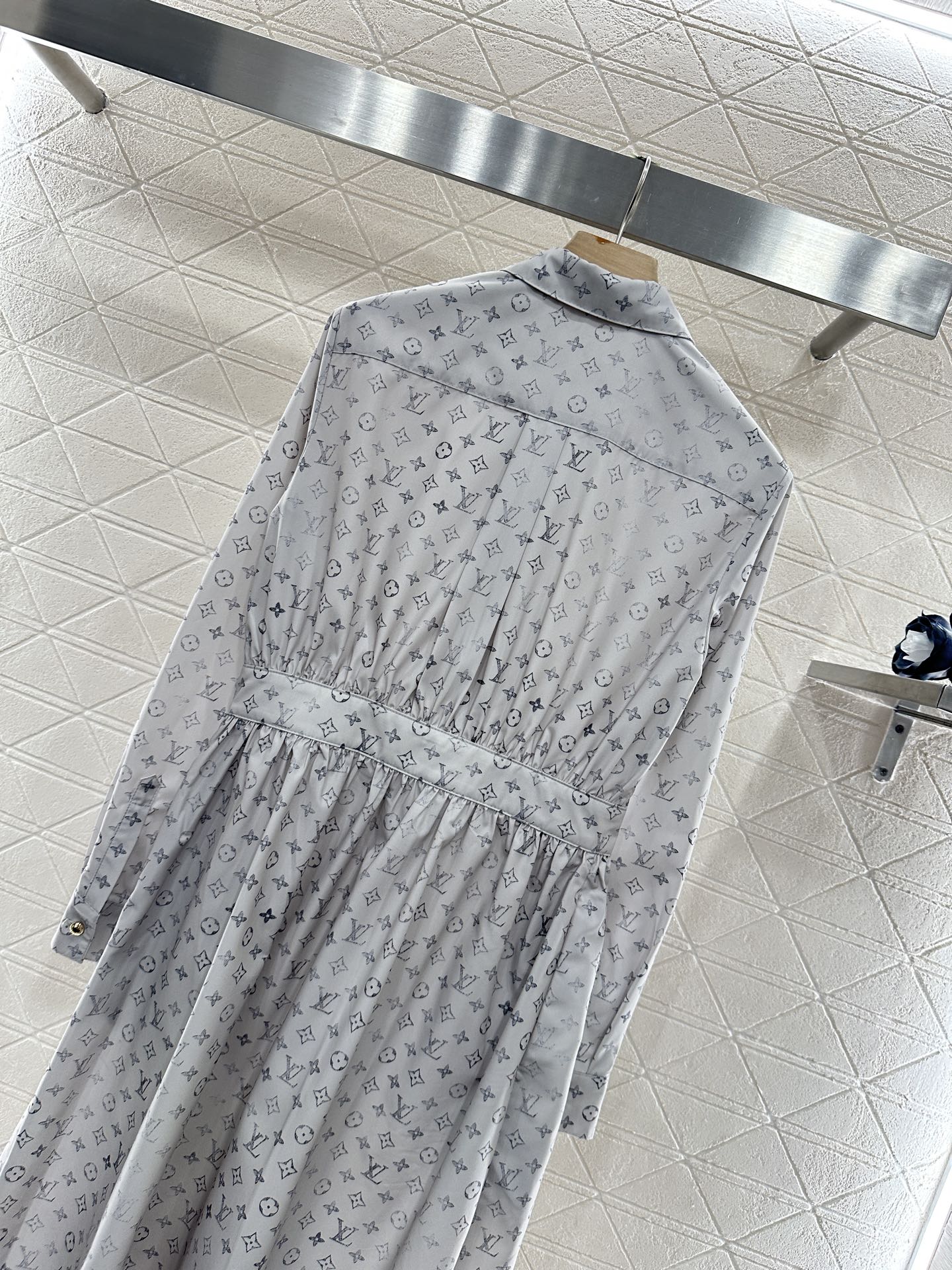 Louis *♥2025 new products Shirt dress