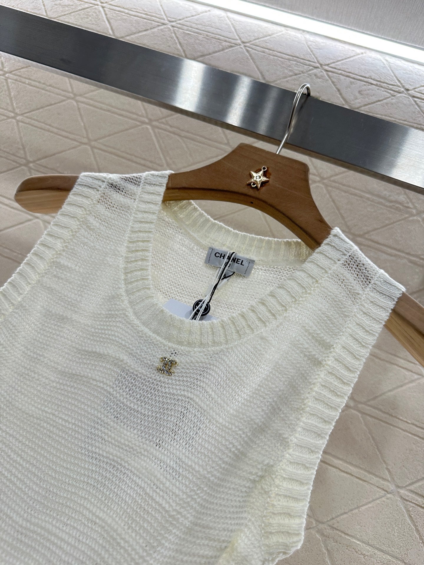 C*♥2025 new product Embroidered knitted vest