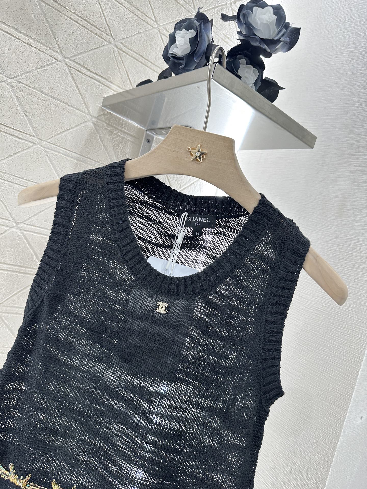 C*♥2025 new product Embroidered knitted vest