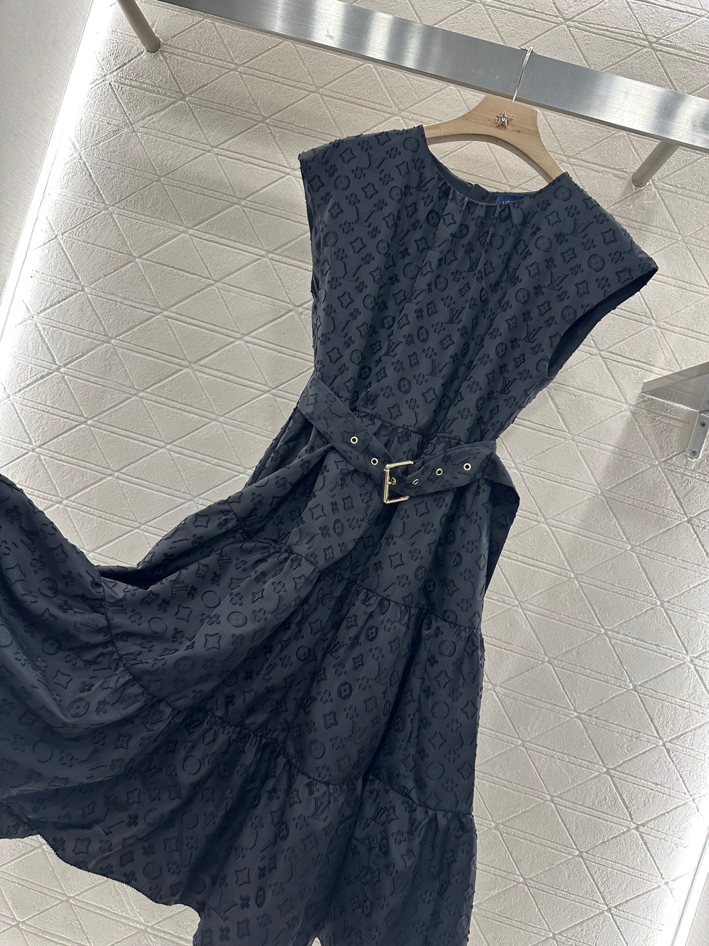 Louis *♥2025 new arrival Belt sleeveless dress
