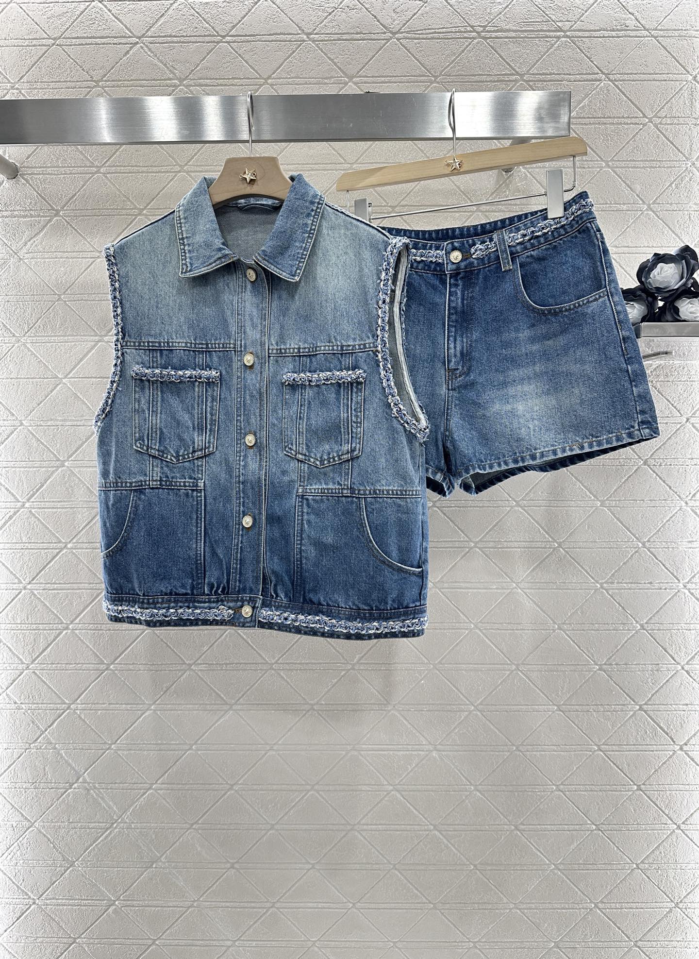C*♥2025 new product Denim vest shorts set