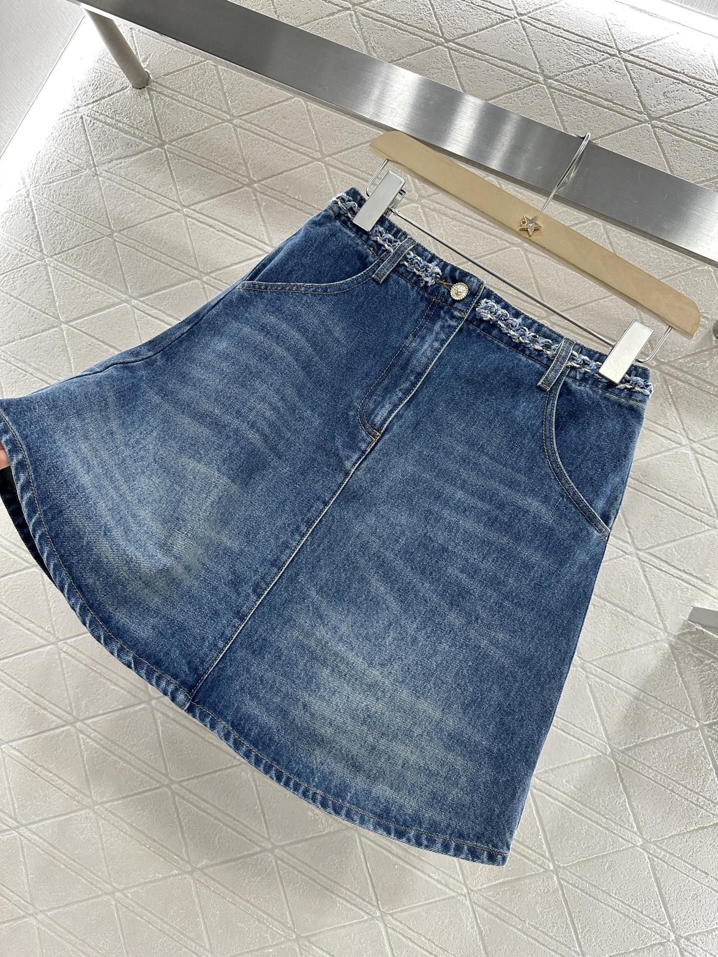C*♥2025 new product Denim skirt with hem