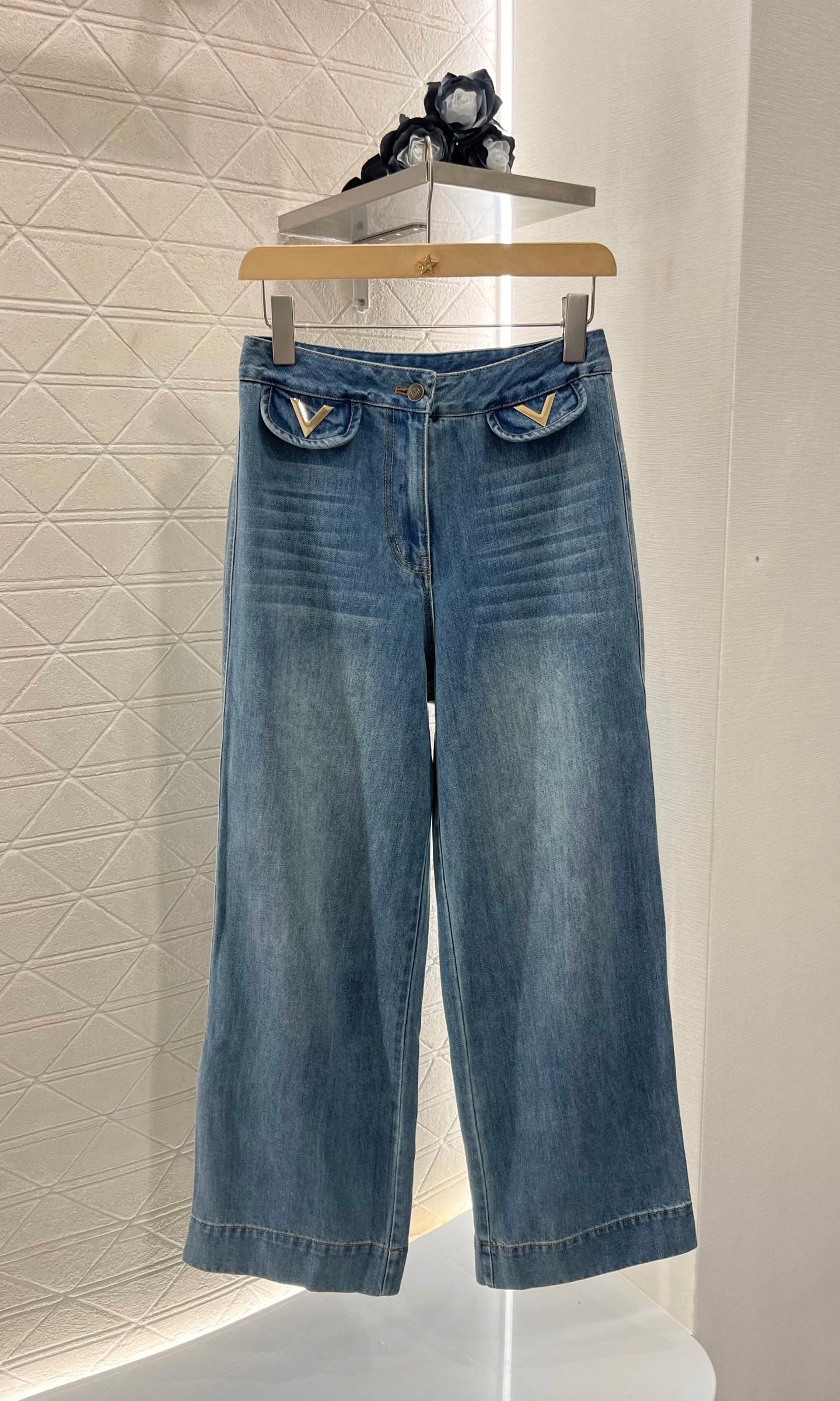 V*♥2025 new products Denim pocket trousers