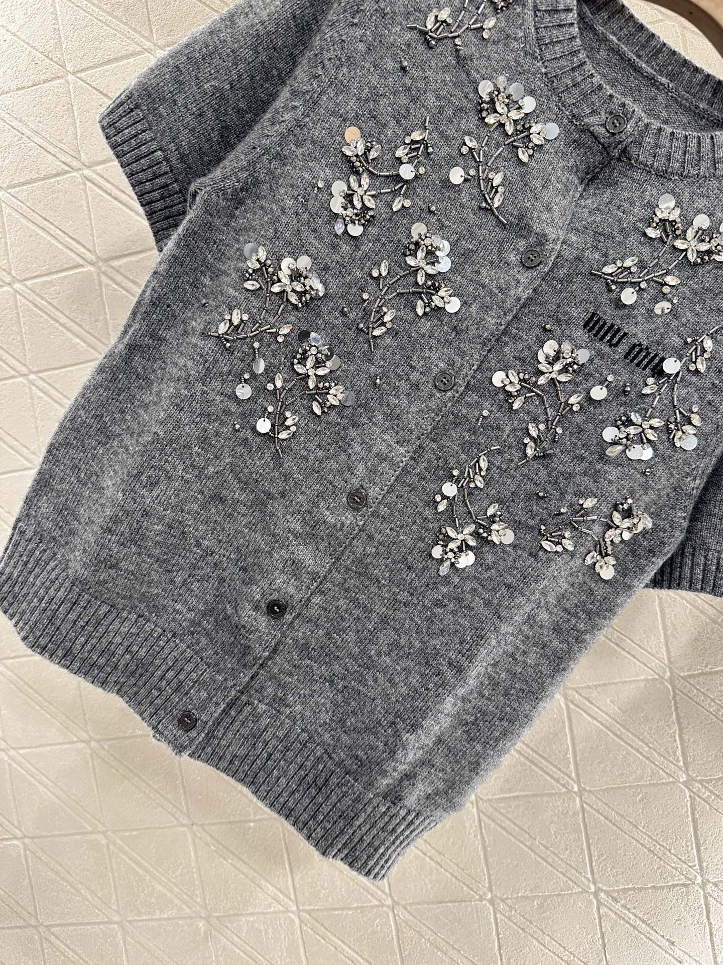 Mi*mi*♥2025 new products Cotton tops