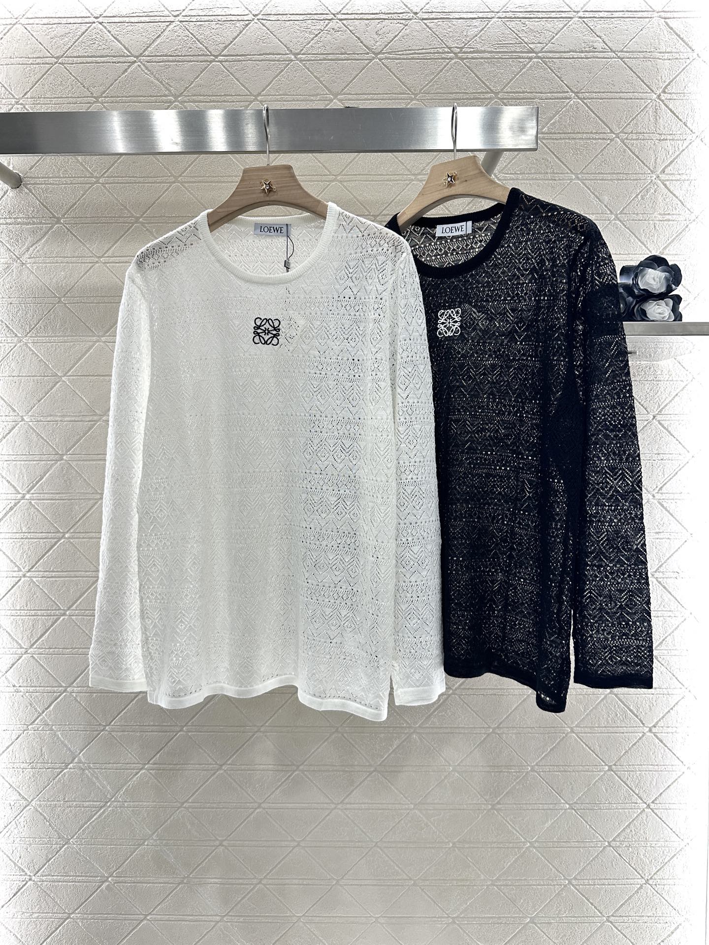 L*♥2025 new product Hollow knitted long sleeves
