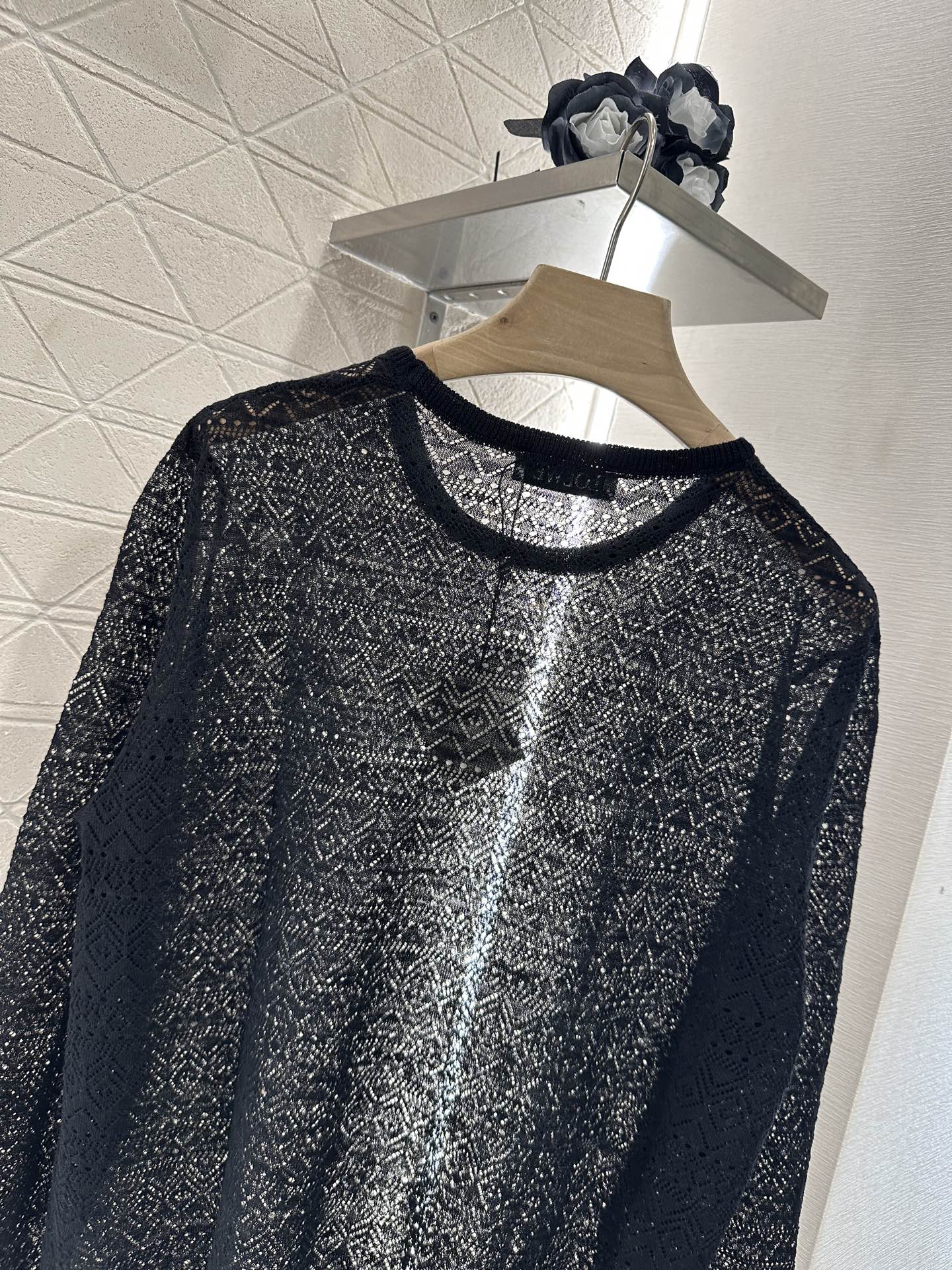 L*♥2025 new product Hollow knitted long sleeves