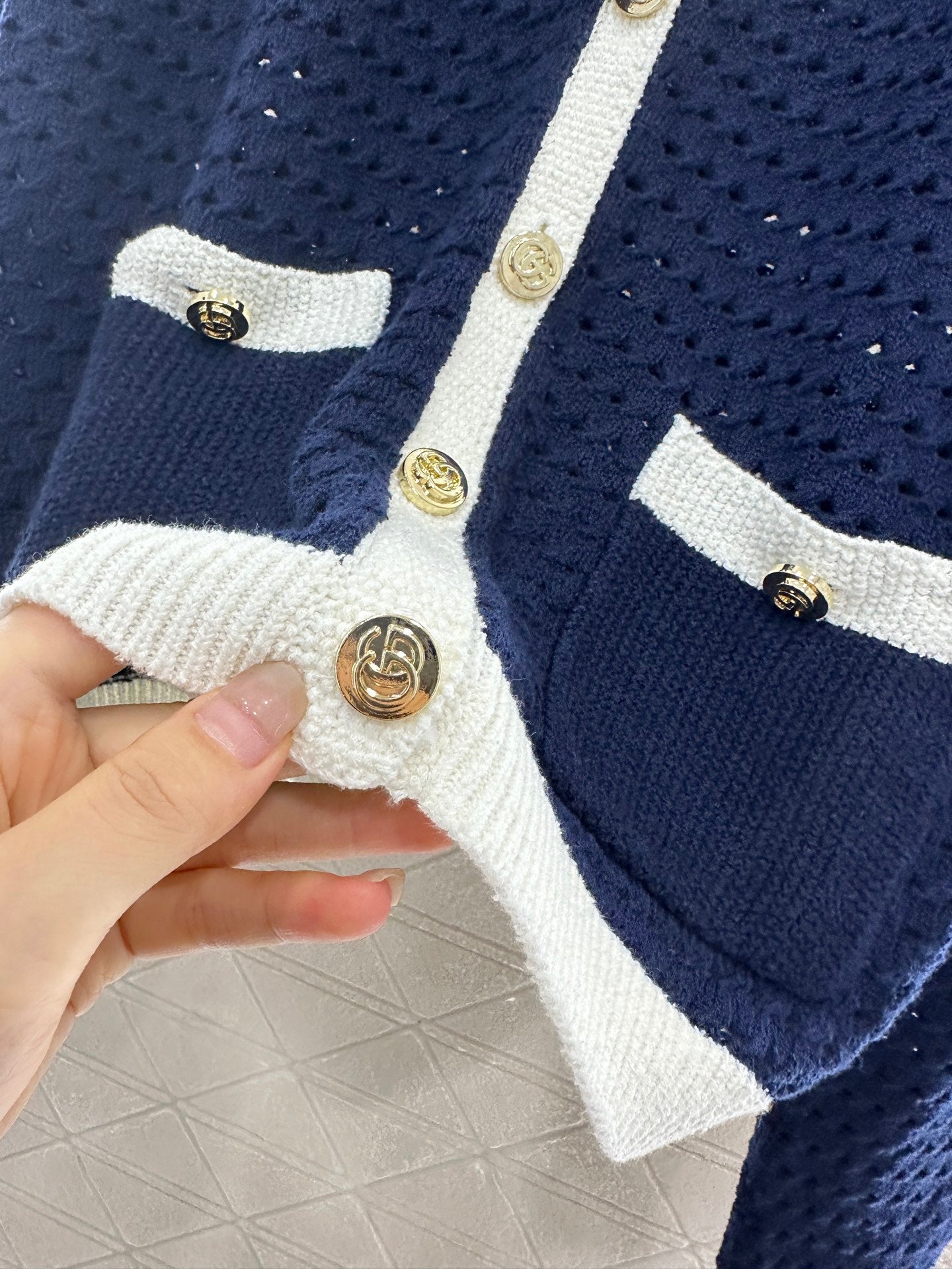 G*♥2025 new product Hollow knitted cardigan