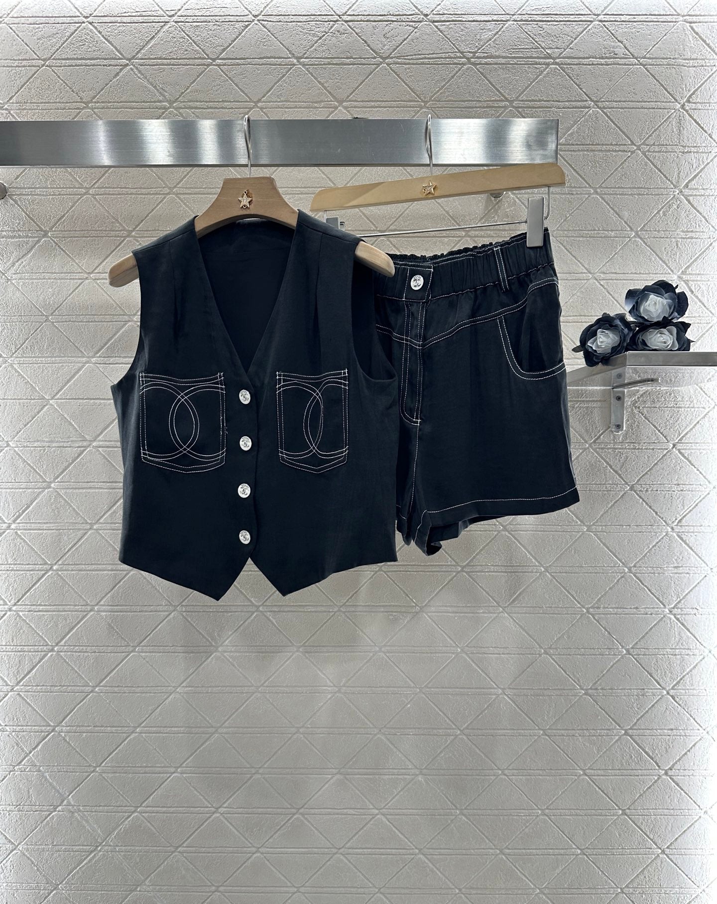 C*♥2025 new product Double C vest shorts set