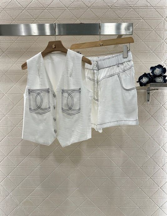 C*♥2025 new product Double C vest shorts set