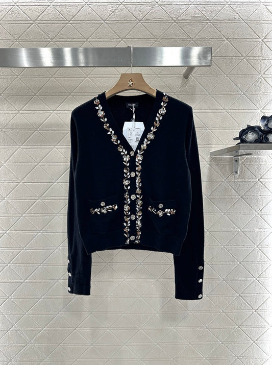 C*♥2024 new product Beaded flower knitted cardigan