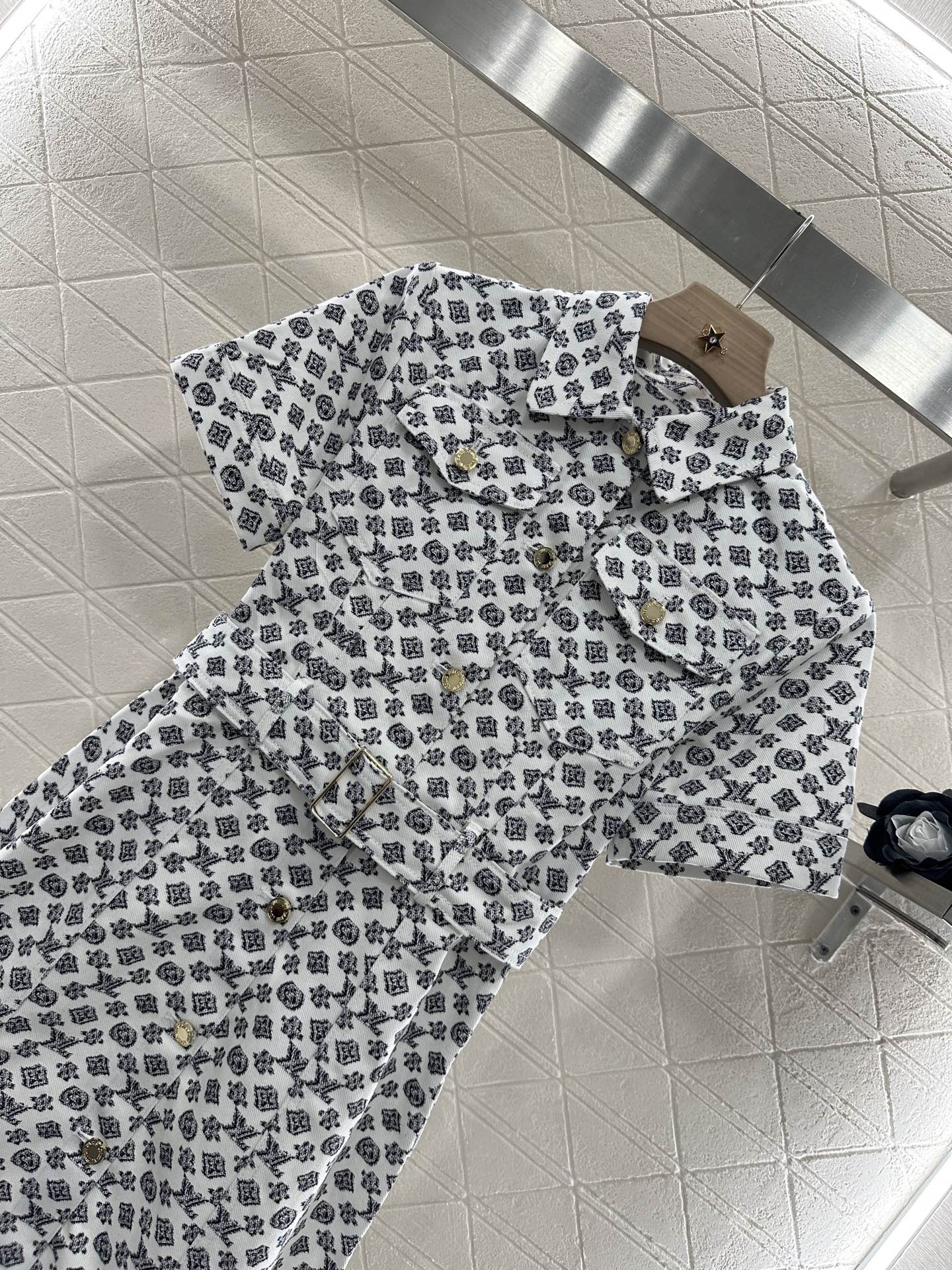 L*♥2025 new product Printed belt denim dress