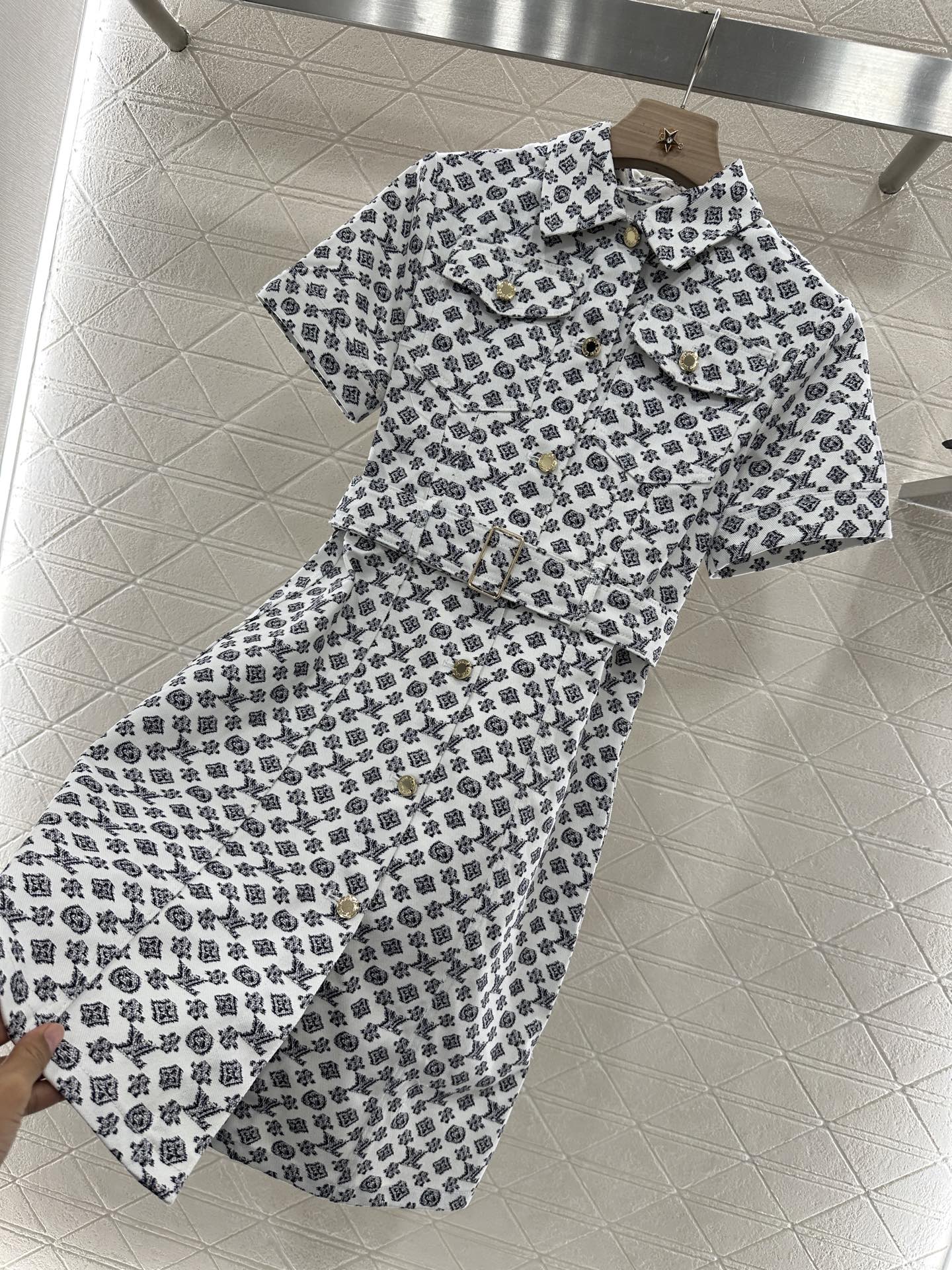 L*♥2025 new product Printed belt denim dress