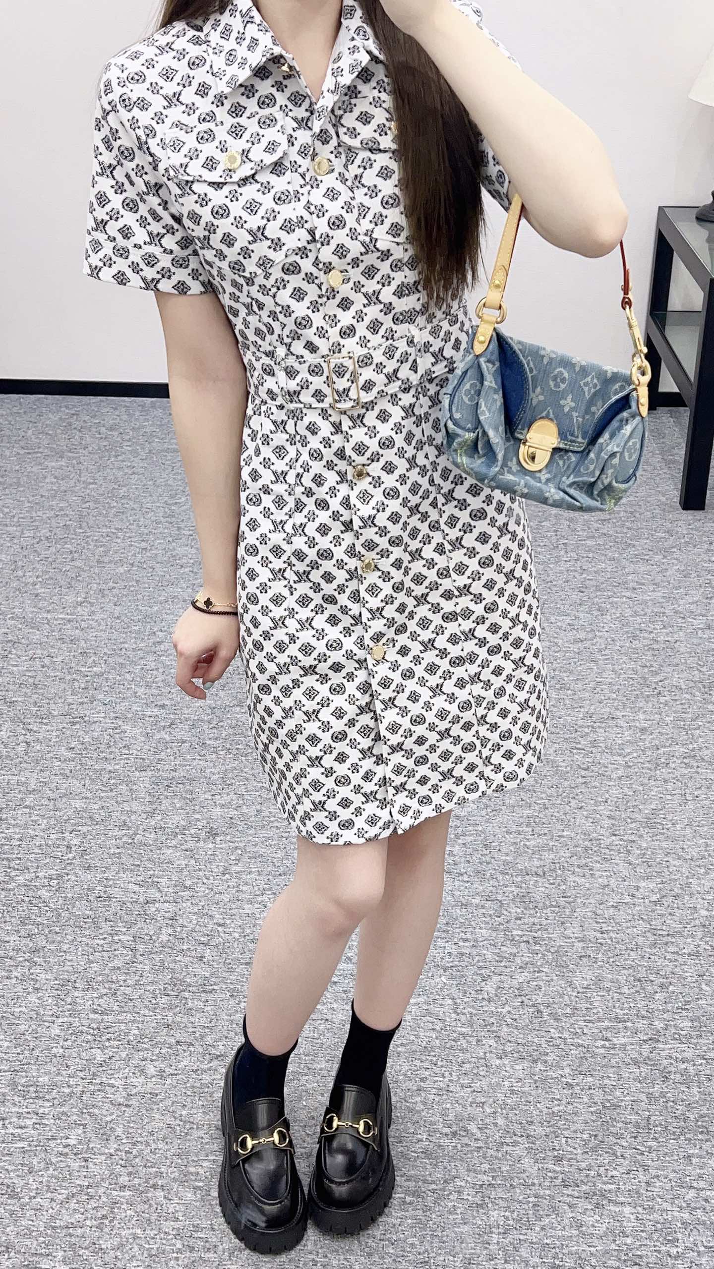 L*♥2025 new product Printed belt denim dress