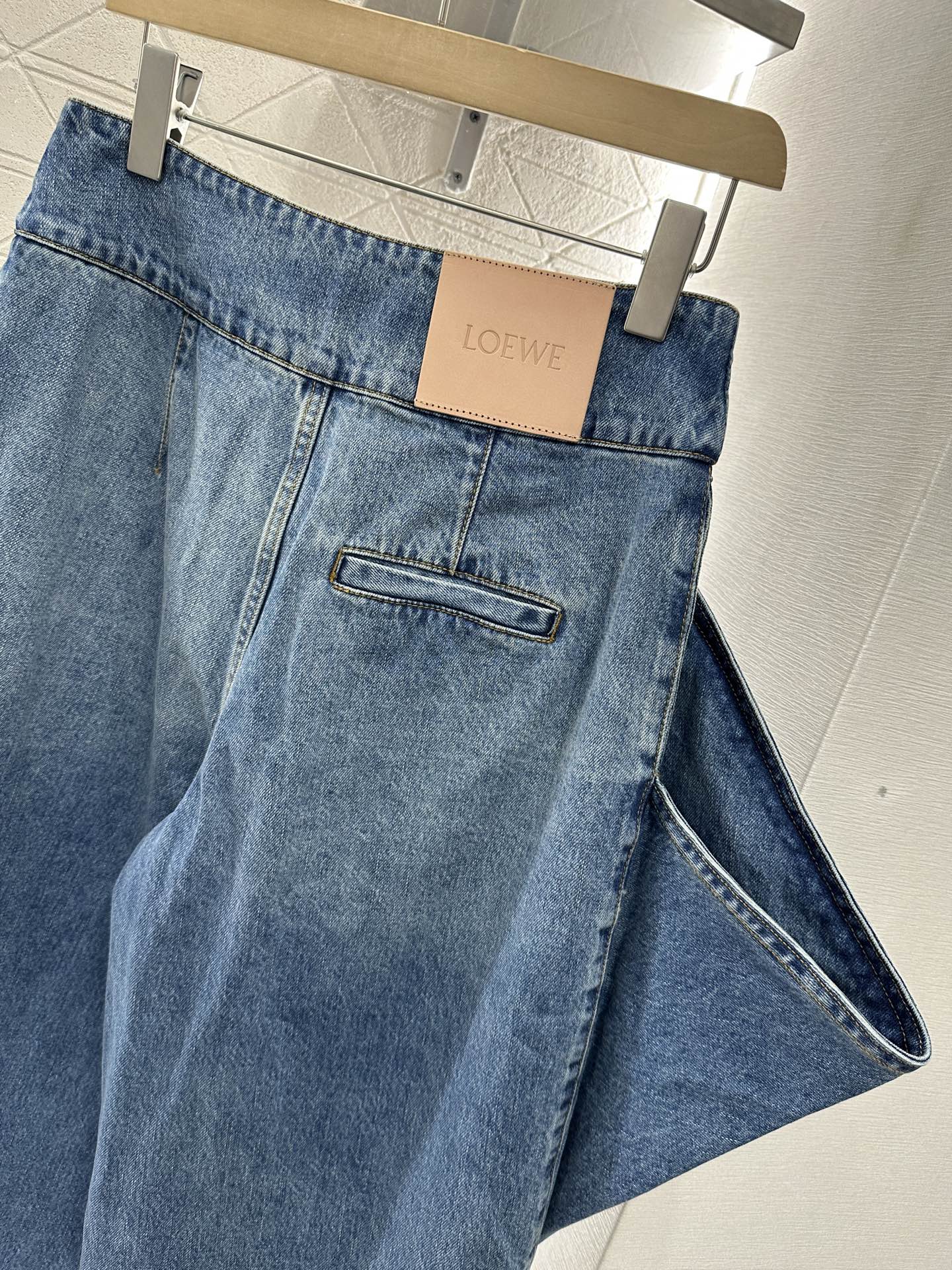 L*♥2025 new product Super cool denim cropped pants